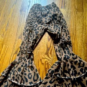 Girls lot of bell bottom jeans